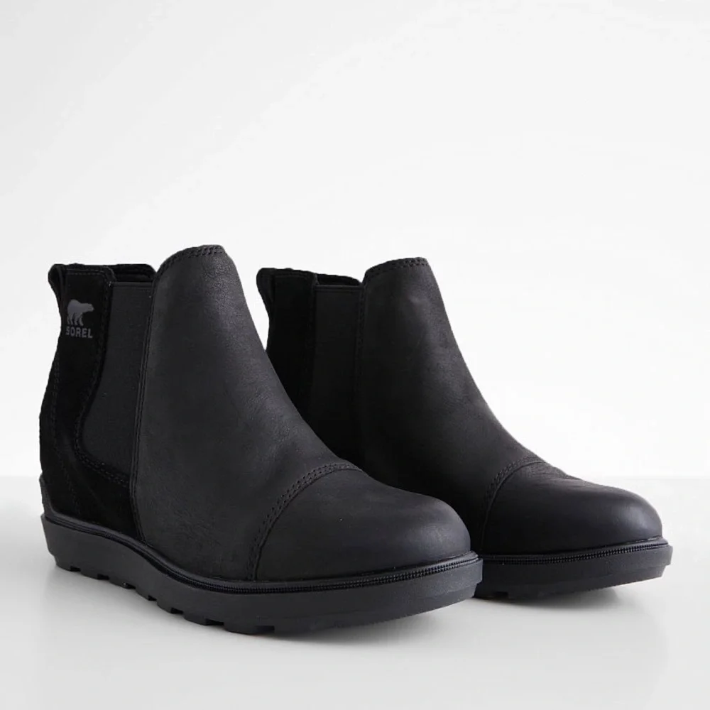 NWT SOREL Evie II Leather Ankle Boot